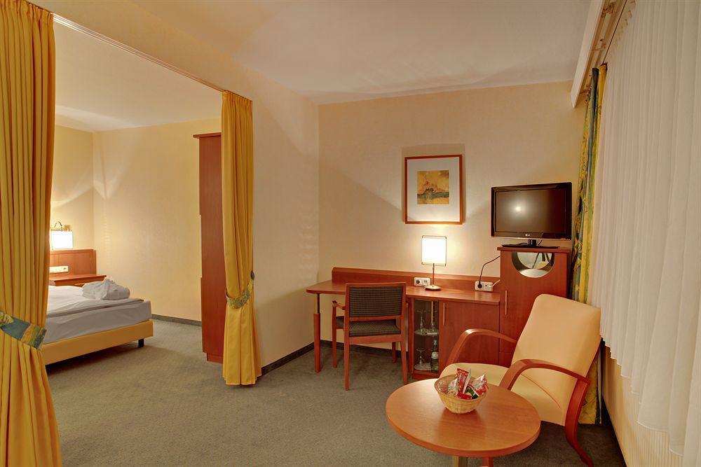 Balladins Superior Hotel Gutsmann Bad Bramstedt Ngoại thất bức ảnh