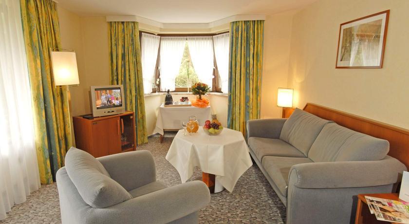 Balladins Superior Hotel Gutsmann Bad Bramstedt Ngoại thất bức ảnh
